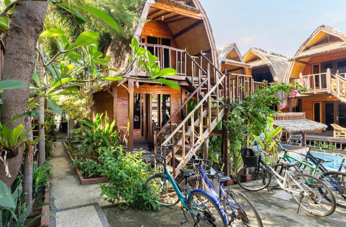 Deep House Bungalows Gili Trawangan Exterior foto